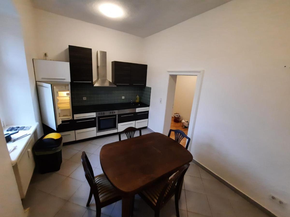 Gwuni'S Farm Apartment Geithain Bagian luar foto